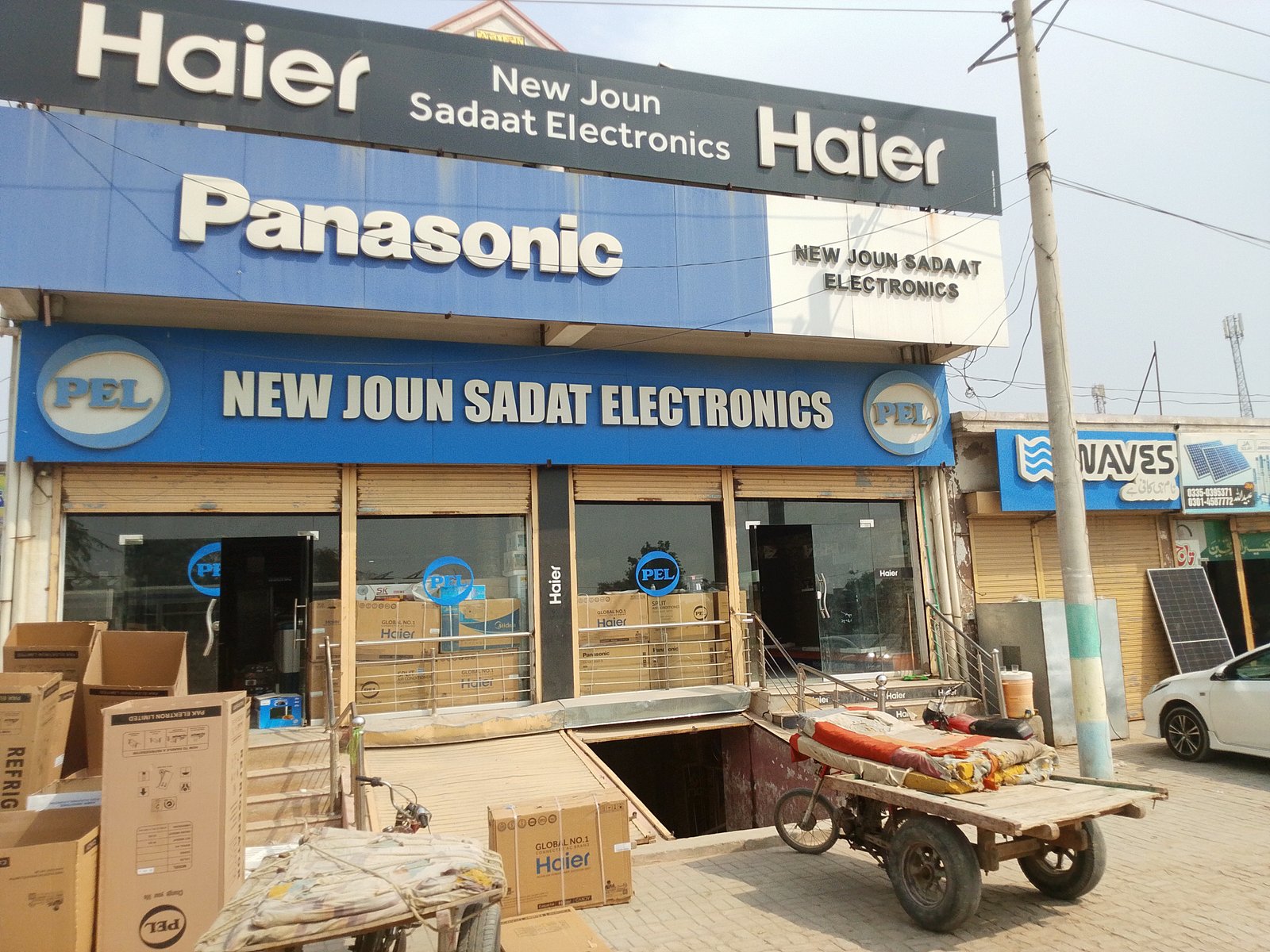 New joun Sadat  electrionc shop in kot chutta